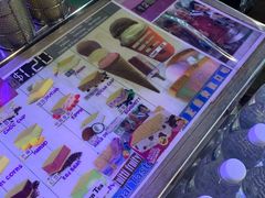 -詹爷爷乌节路街头冰淇淋