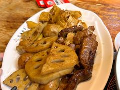 -老鼎万春卤菜(五代传承创始老店)