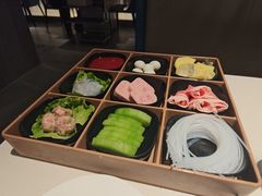-海底捞火锅(长宁路龙之梦店)