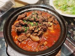 -土砂锅生态山庄·非遗砂锅雅鱼