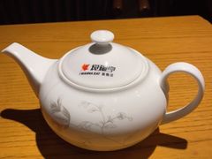 -爱碗亭·鲜炒湖南菜(壹城中心店)