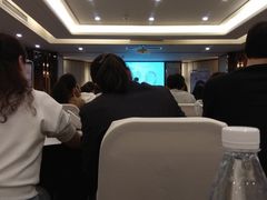 -扬子岛酒店(重庆洪崖洞解放碑店)