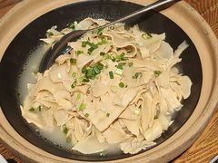 -湘力力小院·鱼汤泡饭(枫林路店)