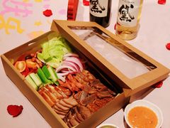 -黛遇·黛瓦宴花园餐厅