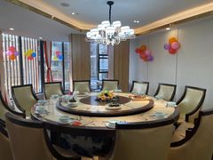 包厢-有红鸡毛店·川菜(建设路店)