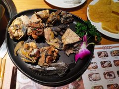 -一朵菌·野生菌探索家火锅(南亚店)