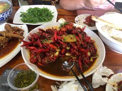 -峡谷农家乐饭店