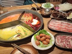 -巴卤社老火锅(财富店)