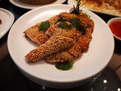 招牌脆皮芝麻鸡-中山保利艾美酒店-乐美中餐厅