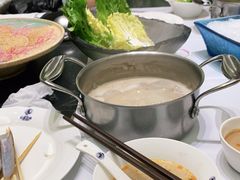 -红鼎豆捞·非遗鲍皇汤火锅(宝丰路店)