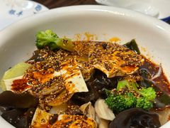 钵钵鸡-艺味深尝(云锦路店)