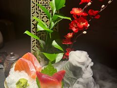 -蟹犇前•帝王蟹雪蟹(陆家嘴店)