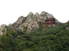 -鸡鸣山旅游风景区