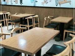 大堂-三好食堂(煎饺·馄饨·肉饼米线·盛世广场店)