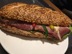 -星巴克(上海虹桥南丰城办公楼店)