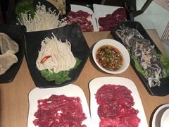 -牛焱·贵州黄牛肉火锅(城西银泰店)