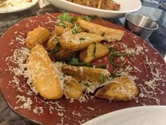 -LESCEDARS Brasserie Bistro香柏树