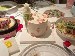 -Mogul Eatery·大亨餐酒馆
