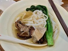 烧鹅粉-龙咆汤包·手工现包小笼(拱北口岸店)