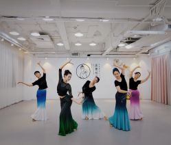 -深舞形体民族舞蹈工作室