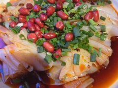 -贵厨酸汤牛肉(花果园国际中心店)