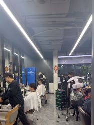 -藤野造型烫发染发