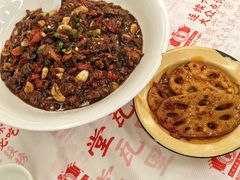 -堂瓦里·33年传统赣菜(第一街区店)