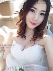 -艾米丽婚纱礼服