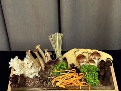 -椰子不语 椰子鸡火锅(淮海店)