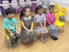 -英孚教育青少儿(昆城广场中心)