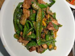 -黄泥岗·地道湖北菜(奥特莱斯店)