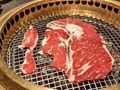 -铭牛烧肉·和牛海鲜自助(高新月牙湖店)