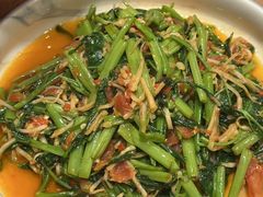 酸笋炒空心菜-浩海火烧云傣家菜(京广店)