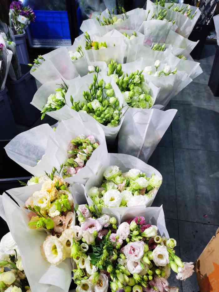 大溪沟聚金花市-"闻名已久的花市,趁着周末天气好正好路过打.