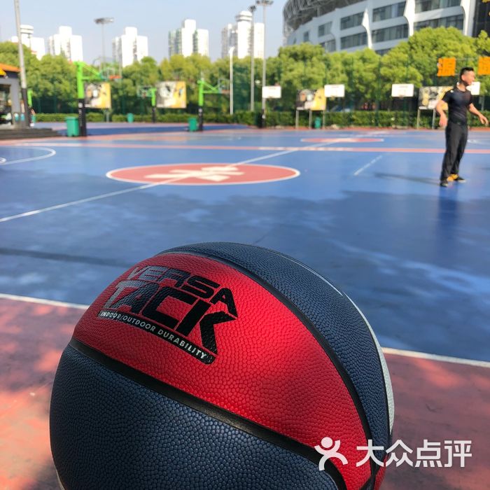 源深体育中心篮球乐园图片-北京篮球场-大众点评网