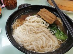 酱汁熏鱼面-食惠里小笼包面馆(越秀店)