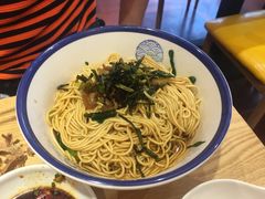 -禧凰·老上海白斩鸡辣肉面店