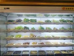 自助取餐区-袁记串串香(川师店)