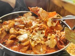 -亲昵春川鸡排(韩国美食街店)