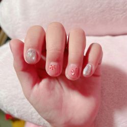 -灰姑娘美甲美睫馆