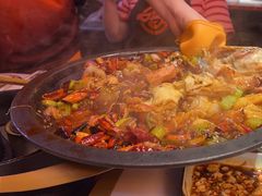 -鸣记脆皮烤鱼·海鲜烤鱼(三八广场店)