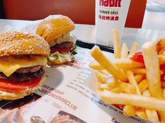 -The Habit Burger Grill 哈比特汉堡(复兴soho店)