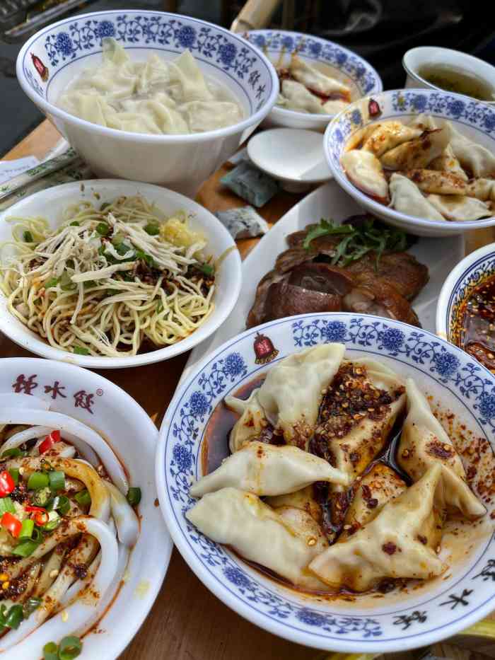 钟水饺(人民公园总店)-"鹤鸣茶社旁边就是钟水饺人民公园总店,这家.