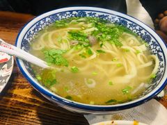 -东大桥小国抻面烧烤(长通路店)