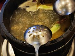 -鲁朗纳麦石锅鸡庄园