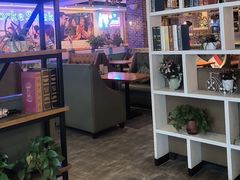 -豪客嘉族·麦尼顿西餐厅(乐福天下店)