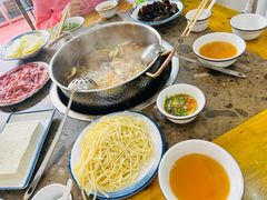 -乳仔牛牦牛汤锅 烤羊排(松潘古城店)