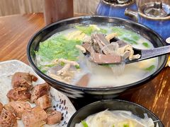 -鸭小妹鸭血粉丝(老门东店)