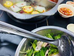 -周良天山牛杂城(天山路总店)