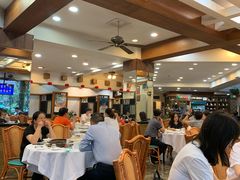 大堂-勝記酒家·37年老字号·经典粤菜(荔枝公园店)